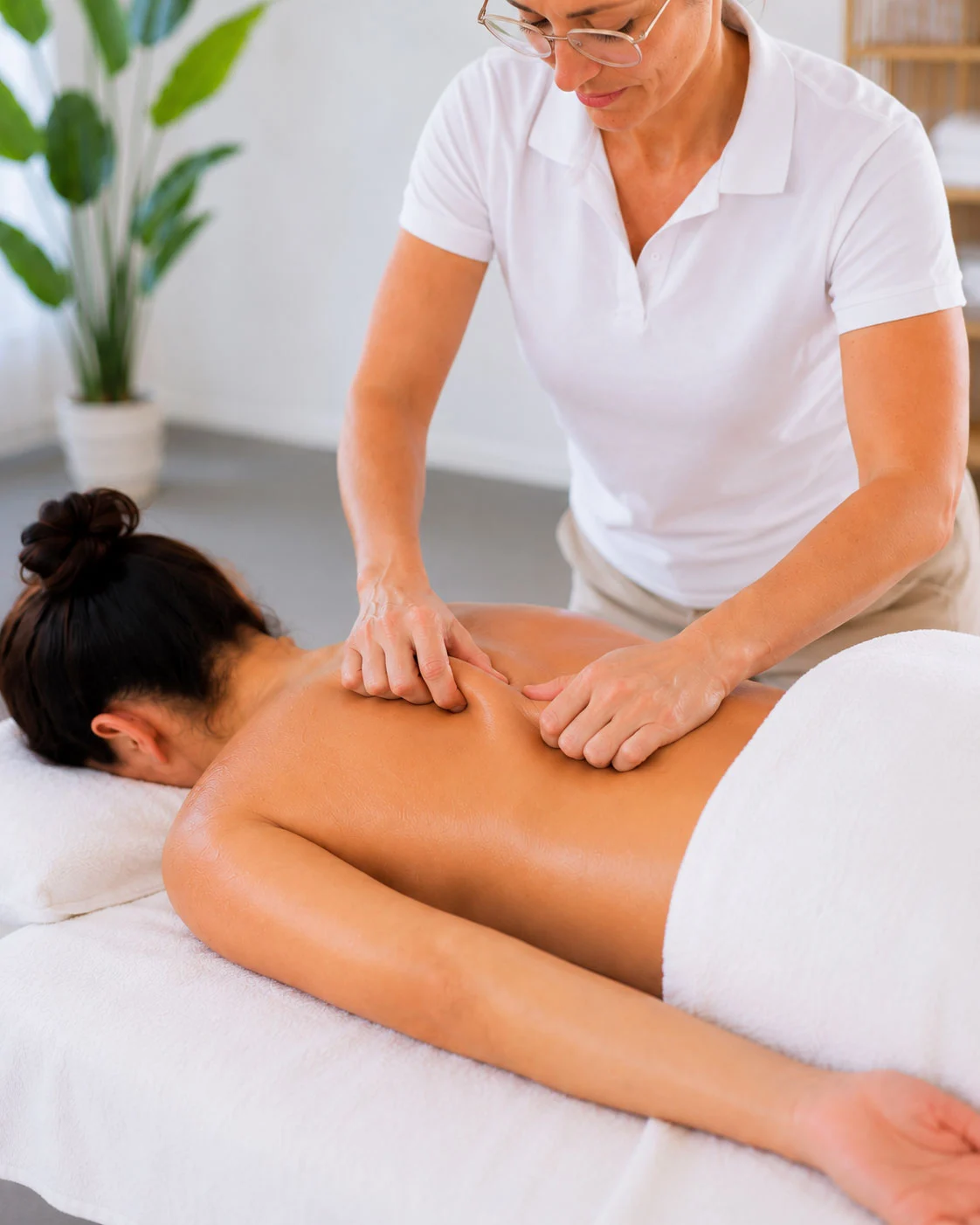 Bindegewebsmassage im Massage Zentrum Wettingen