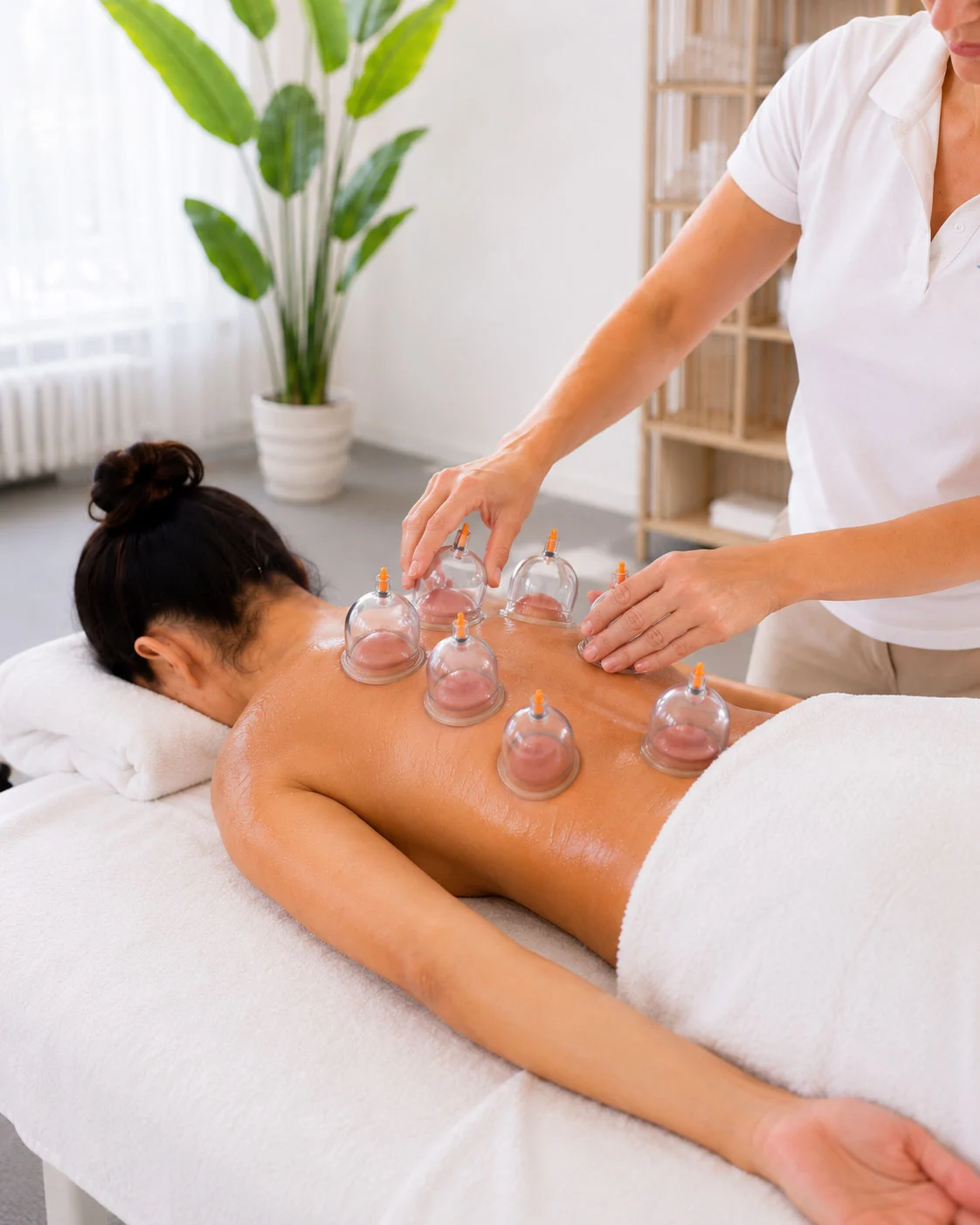 Schröpfen im Massage Zentrum Wettingen